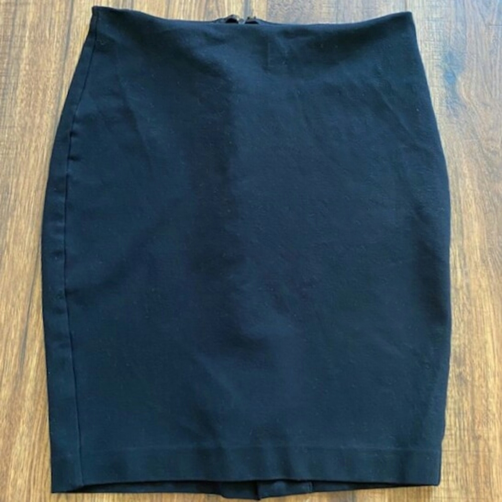 Victoria's Secret Black Pencil Skirt size 8